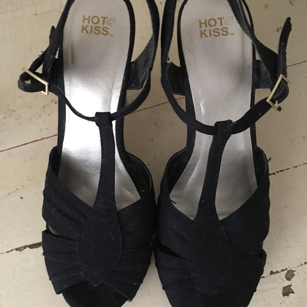 Heels - Picture 4 of 5